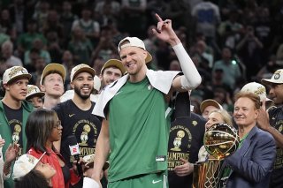 Pas de TQO - ni de Jeux olympiques - pour Kristaps Porzingis KEYSTONE/AP/Charles Krupa